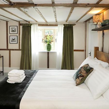 Woodleys Cottage Woburn Sands Экстерьер фото